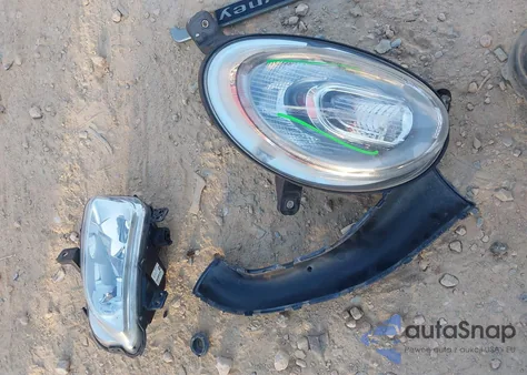 2016 Fiat 500X Trekking из США, поврежденный, VIN ZFBCFXCT1GP496909